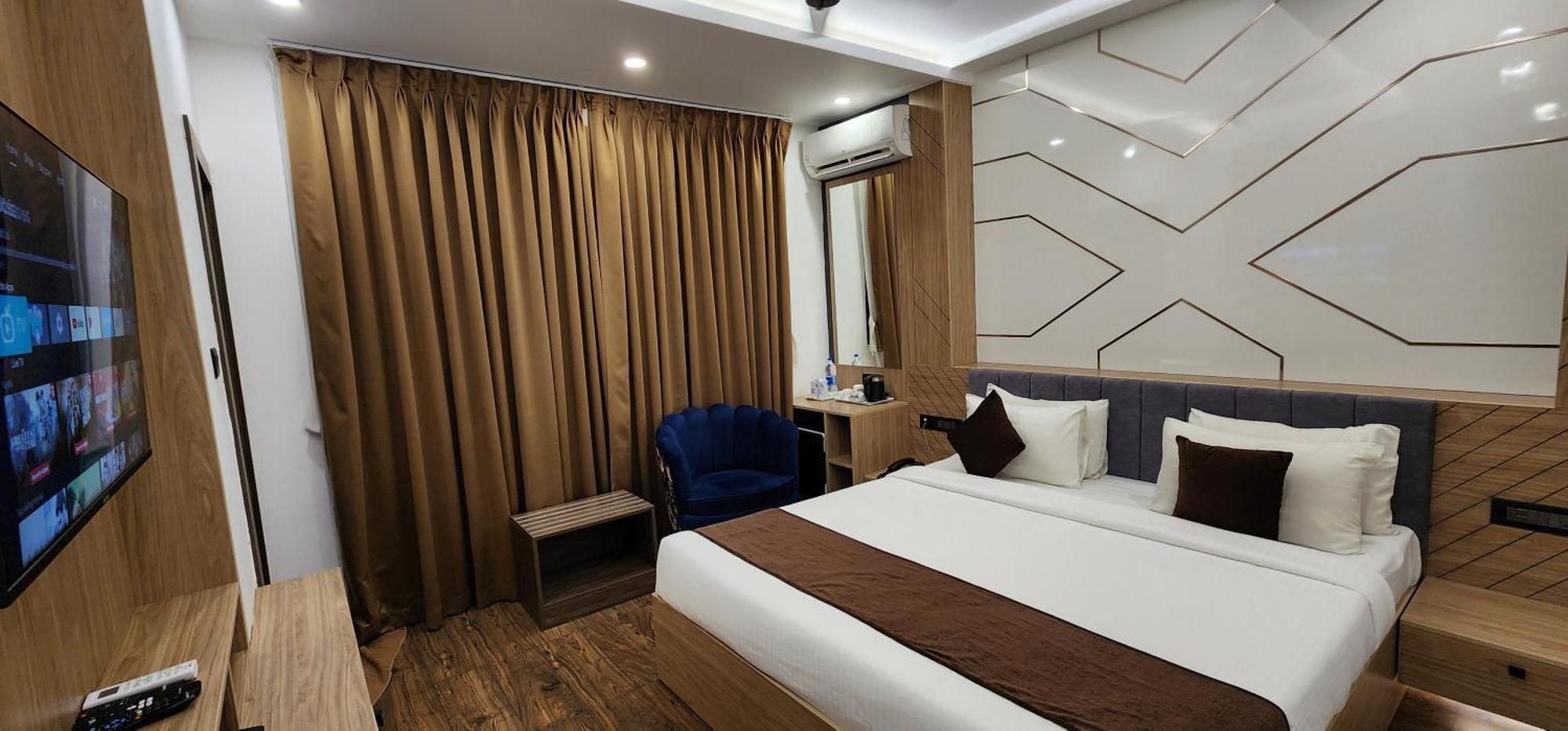 Hotel Arcadia Kottayam Ngoại thất bức ảnh