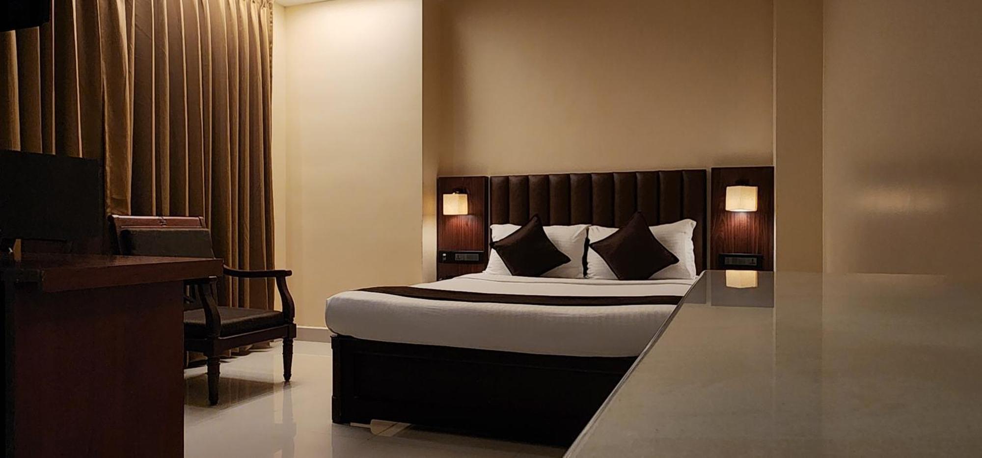 Hotel Arcadia Kottayam Ngoại thất bức ảnh