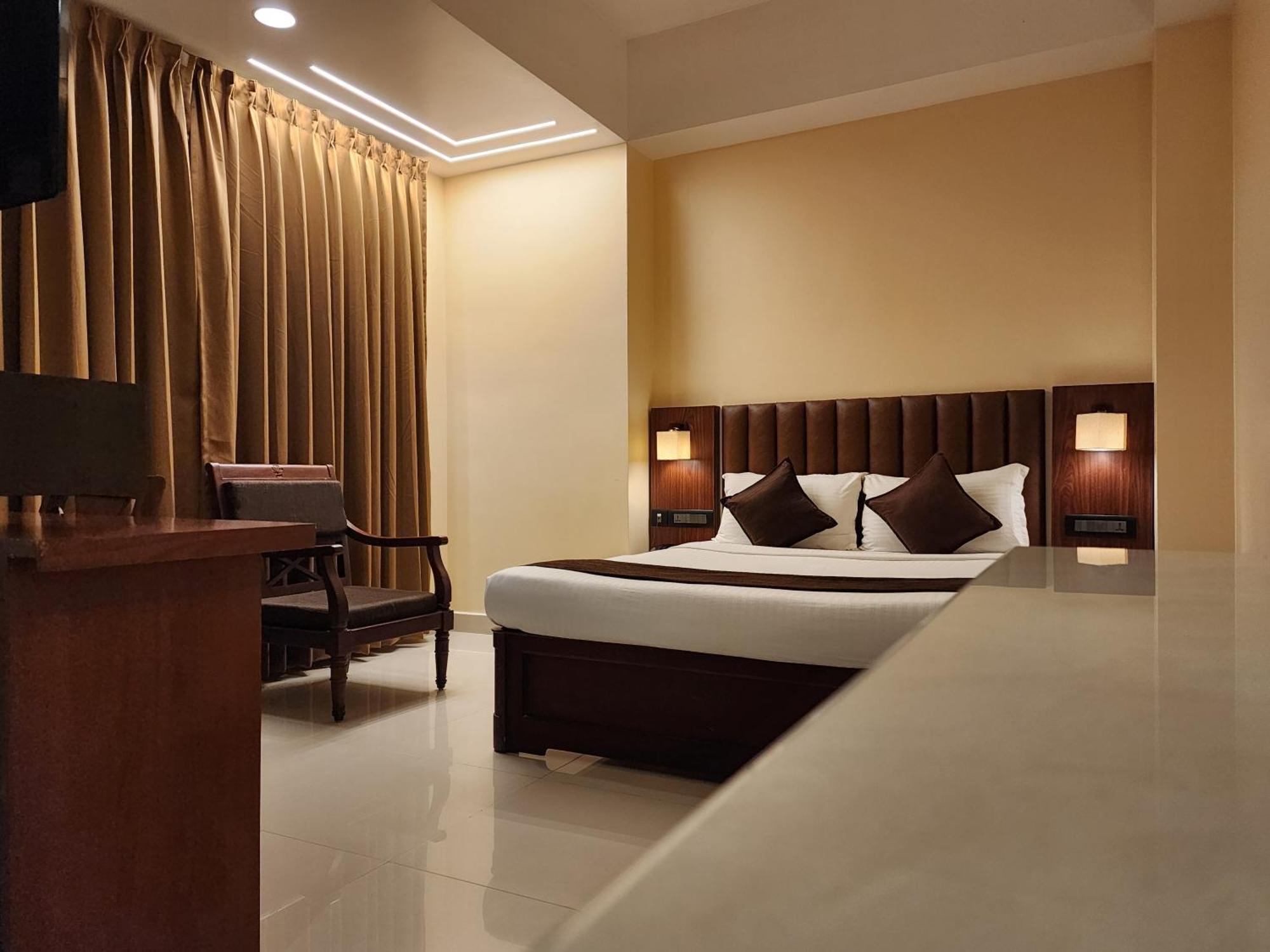 Hotel Arcadia Kottayam Ngoại thất bức ảnh